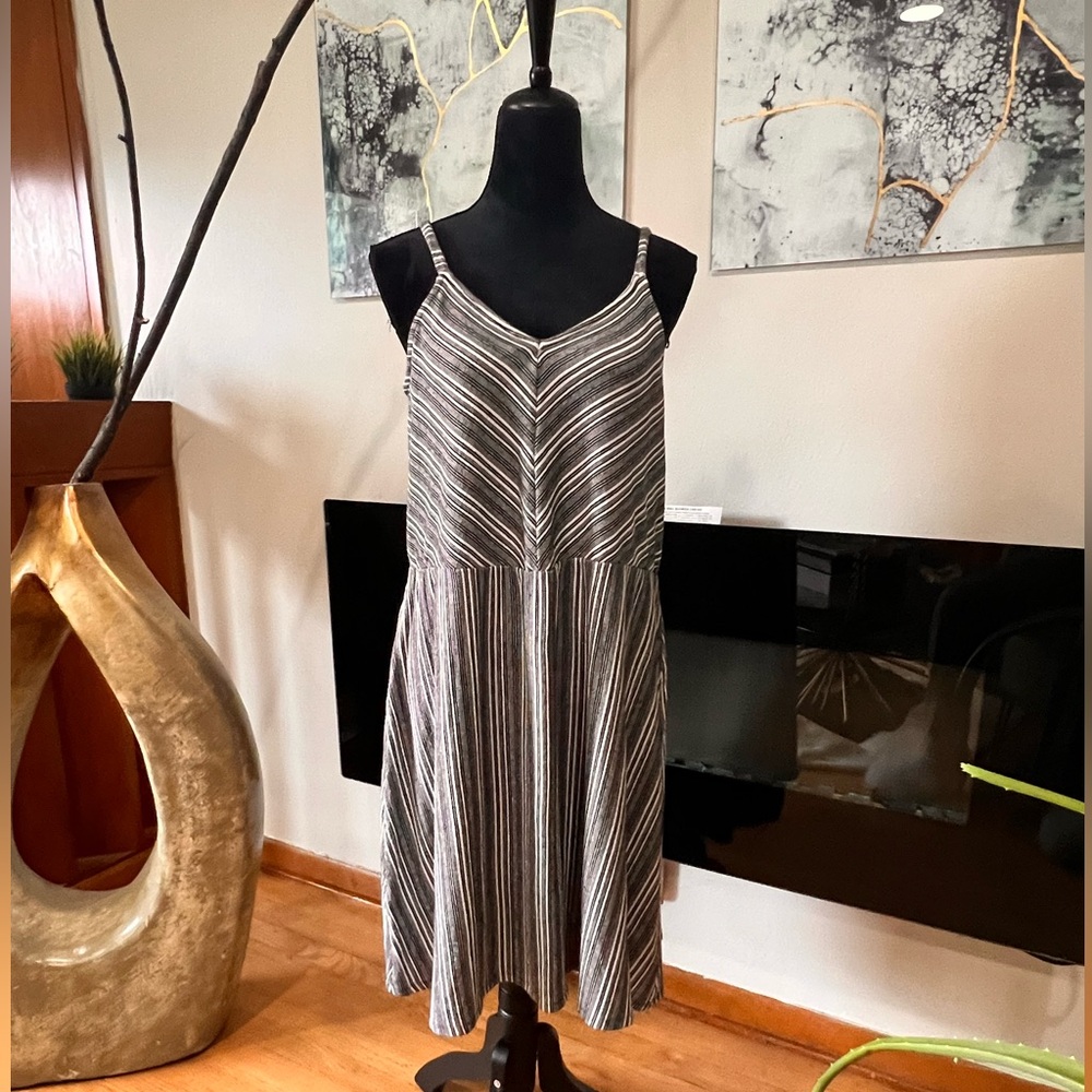 Women’s summer dress- size XXL